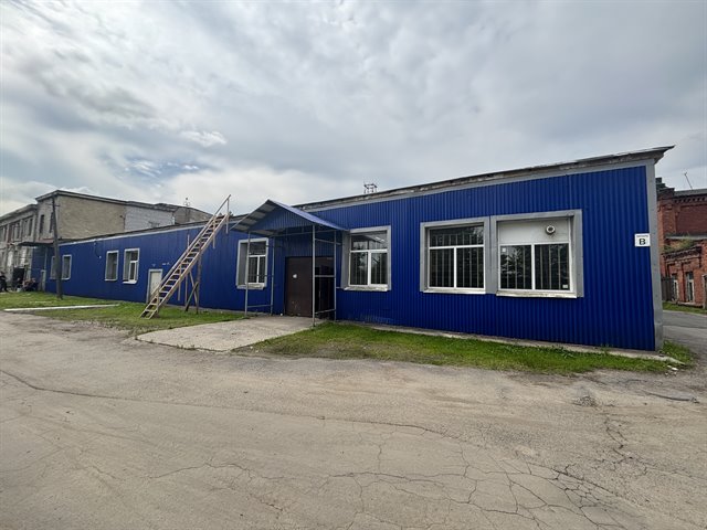 Аренда теплого помещения под склад/производство 455 м² в городе