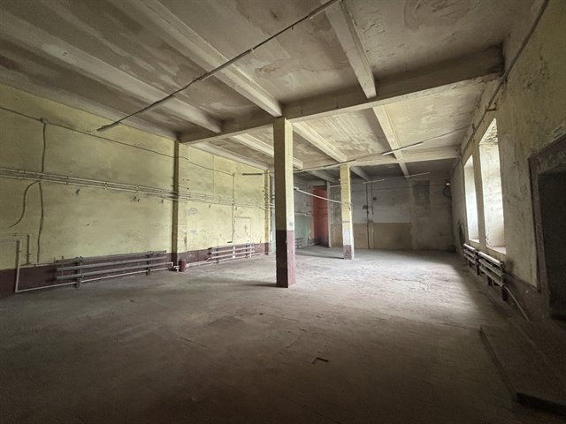 Аренда теплого помещения под склад/производство 455 м² в городе