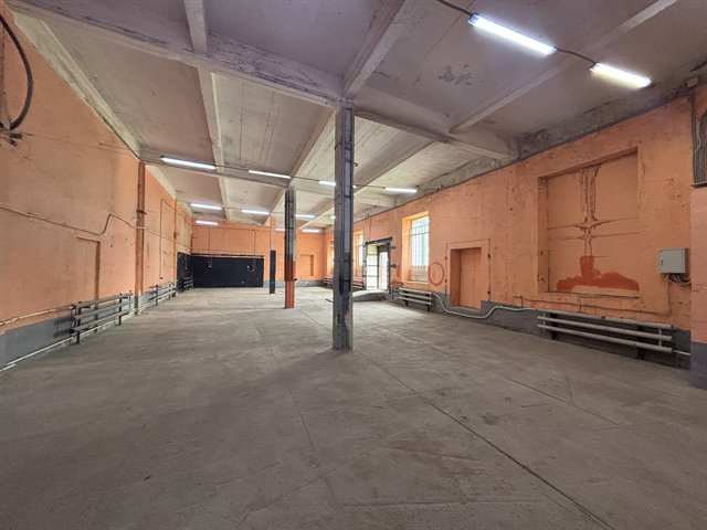 Аренда теплого помещения под склад/производство 455 м² в городе