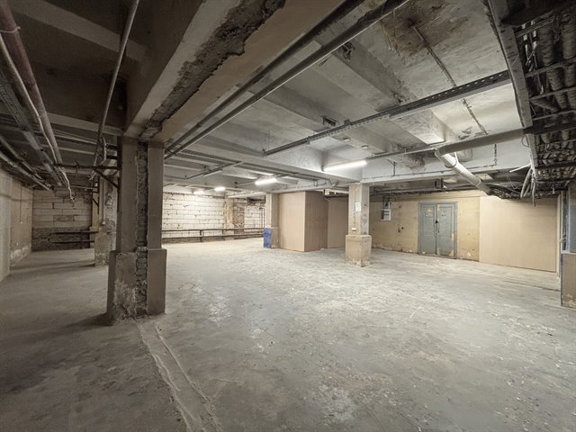 Аренда теплого помещения под склад/производство 285.2 м² в городе