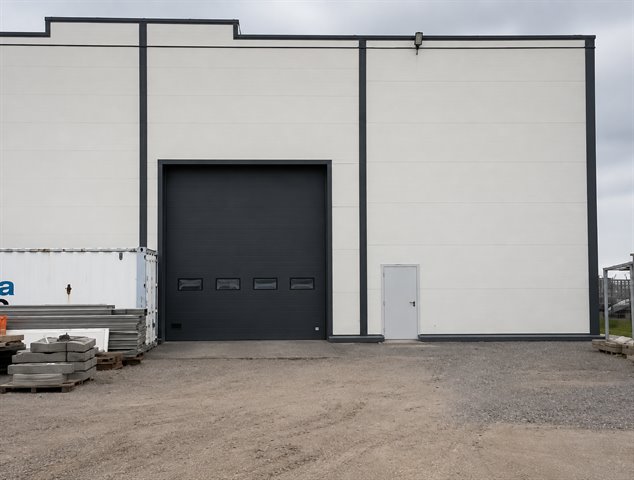 Аренда теплого производственно-складского помещения 1200 м² в Лаголово с возможностью установки кран-балки 