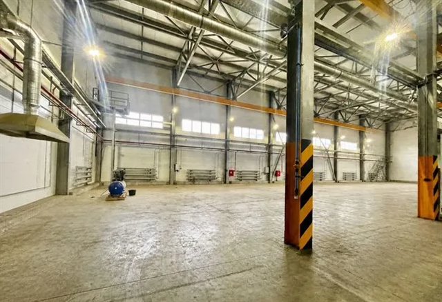 Аренда теплого цеха 685 м² c двумя кран-балками на 5 и 3,2 т