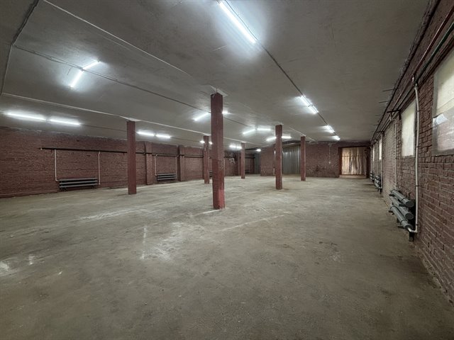 Аренда теплого помещения под склад/производство от 363 м² до 826 м² с пандусом в городе