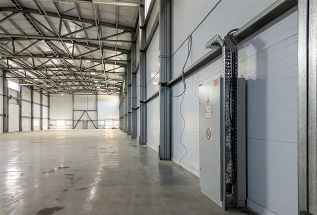 Аренда отапливаемых производственно-складских помещений от 512 м² до 2316 м² рядом с КАД