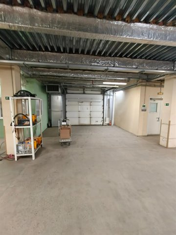 Аренда тeплого cклада с офисом и высoкими потoлками в Заневке