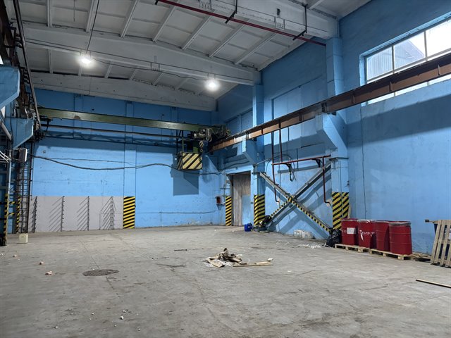 Аренда производсвенно-складского помещения от 1160 м² с кран-балкой 3-5 тонн