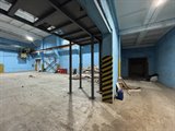Аренда производственно-складского комплекса 2110 м² с 5 кран-балками от 2-10 тонн, мощностью до 2 мВт 
