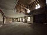 Аренда отапливаемого помещения под склад/производство 3240 м² с кран-балками 2-3т в городе
